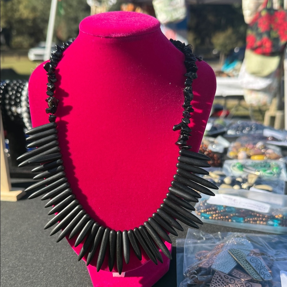 Elegant Black Spike Necklace